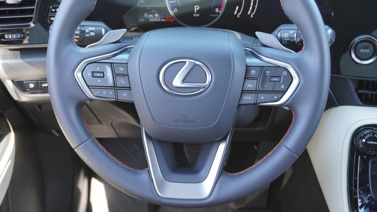 Used 2024 Lexus NX 250 FWD w/ Towing Package (2000 Lbs) image 28