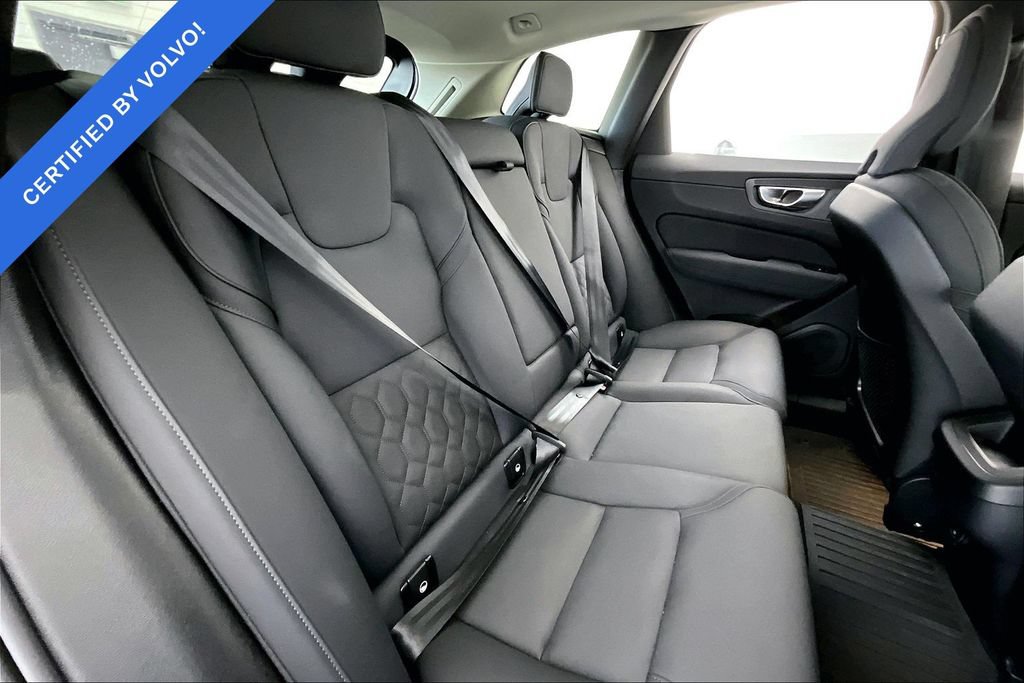 Certified 2026 Volvo XC60 B5 Plus AWD/4WD image 32