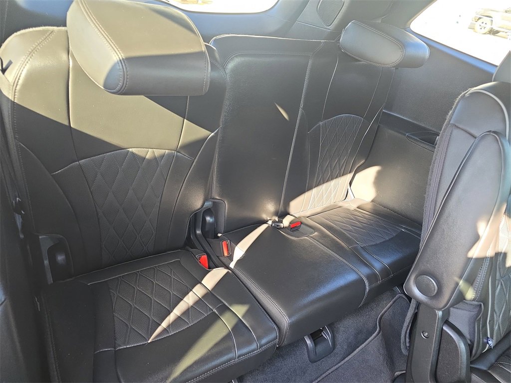 Used 2024 Buick Enclave Avenir w/ Trailering Package, 5000 lbs. image 12