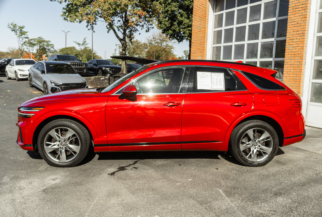 Used 2022 Genesis GV70 3.5T Sport w/ Sport Advanced Package AWD/4WD image 41