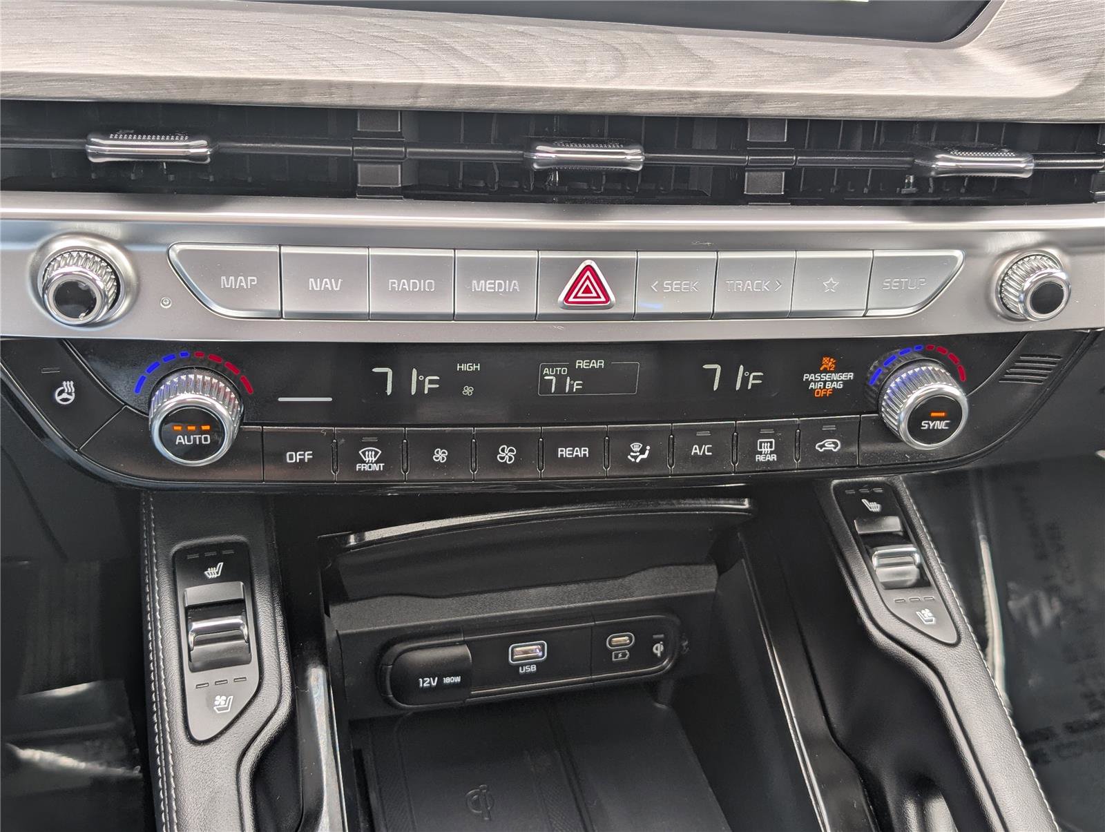 Used 2024 Kia Telluride EX X-Line AWD/4WD image 29
