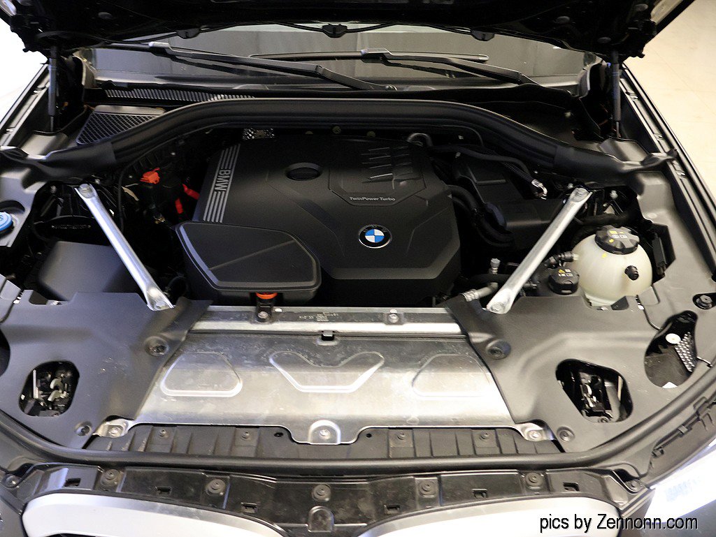 Certified 2025 BMW X4 xDrive30i AWD/4WD image 38