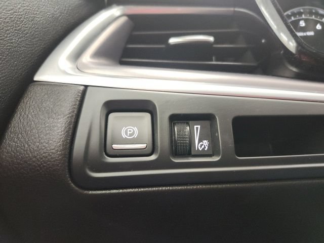 Used 2024 Cadillac XT5 Luxury FWD image 48