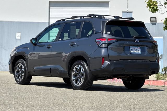Used 2026 Subaru Forester Premium AWD/4WD image 6