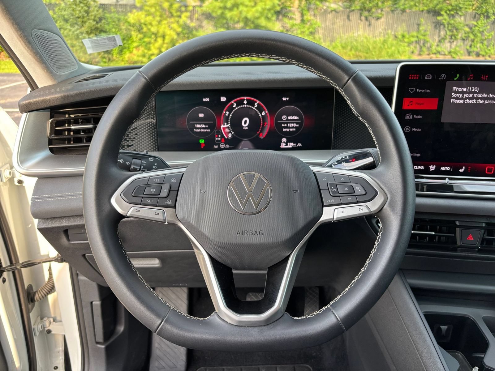 Used 2026 Volkswagen Tiguan SE AWD/4WD image 34