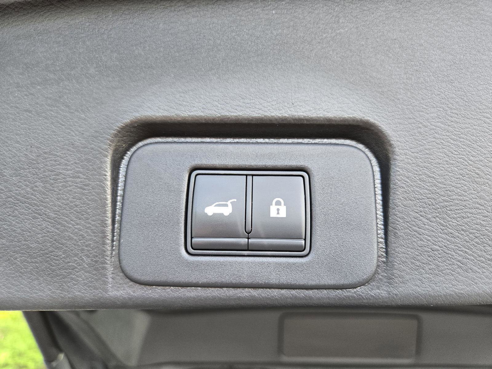 Used 2022 Nissan Rogue SL FWD image 10