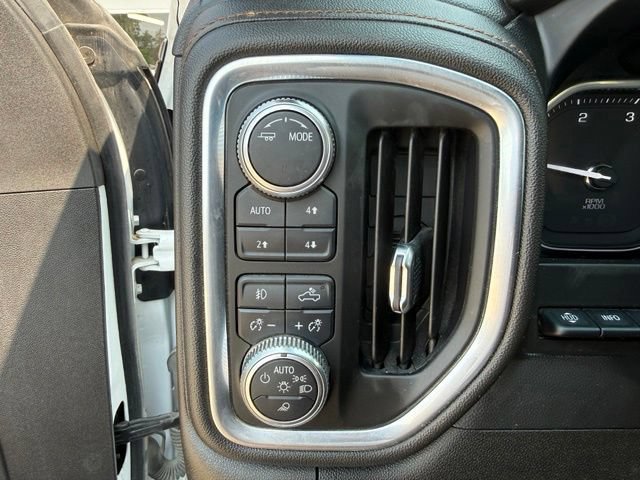 Used 2021 GMC Sierra 3500 AT4 w/ AT4 Premium Plus Package AWD/4WD image 27