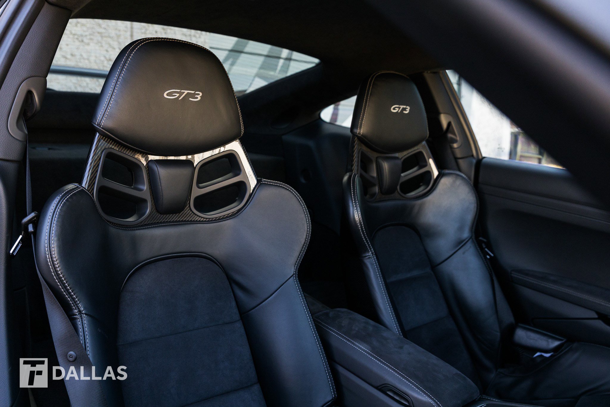 Used 2018 Porsche 911 GT3 image 38