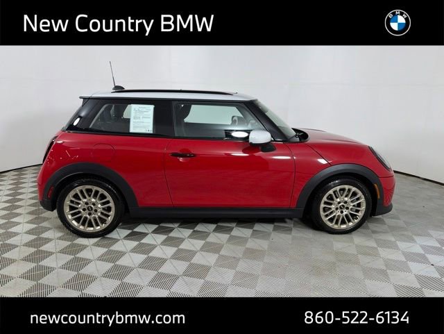 Certified 2025 MINI Cooper 2-Door Hardtop FWD image 8