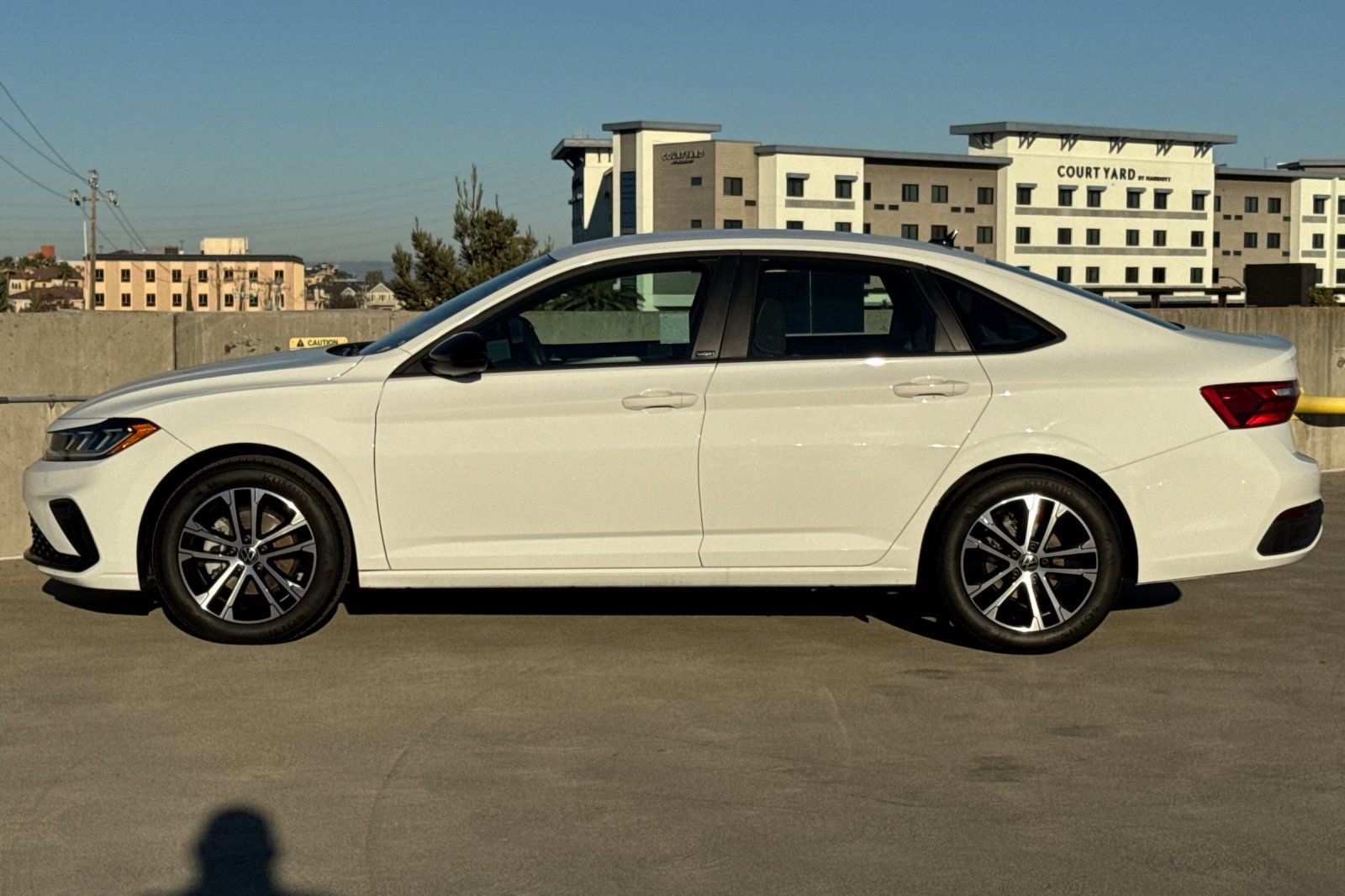 Certified 2025 Volkswagen Jetta Sport image 7