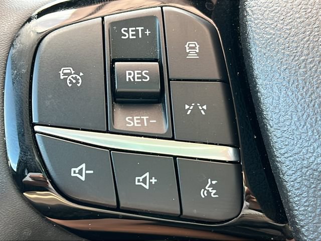 Used 2023 Ford Escape Active w/ Tech Pack #2 FWD image 21