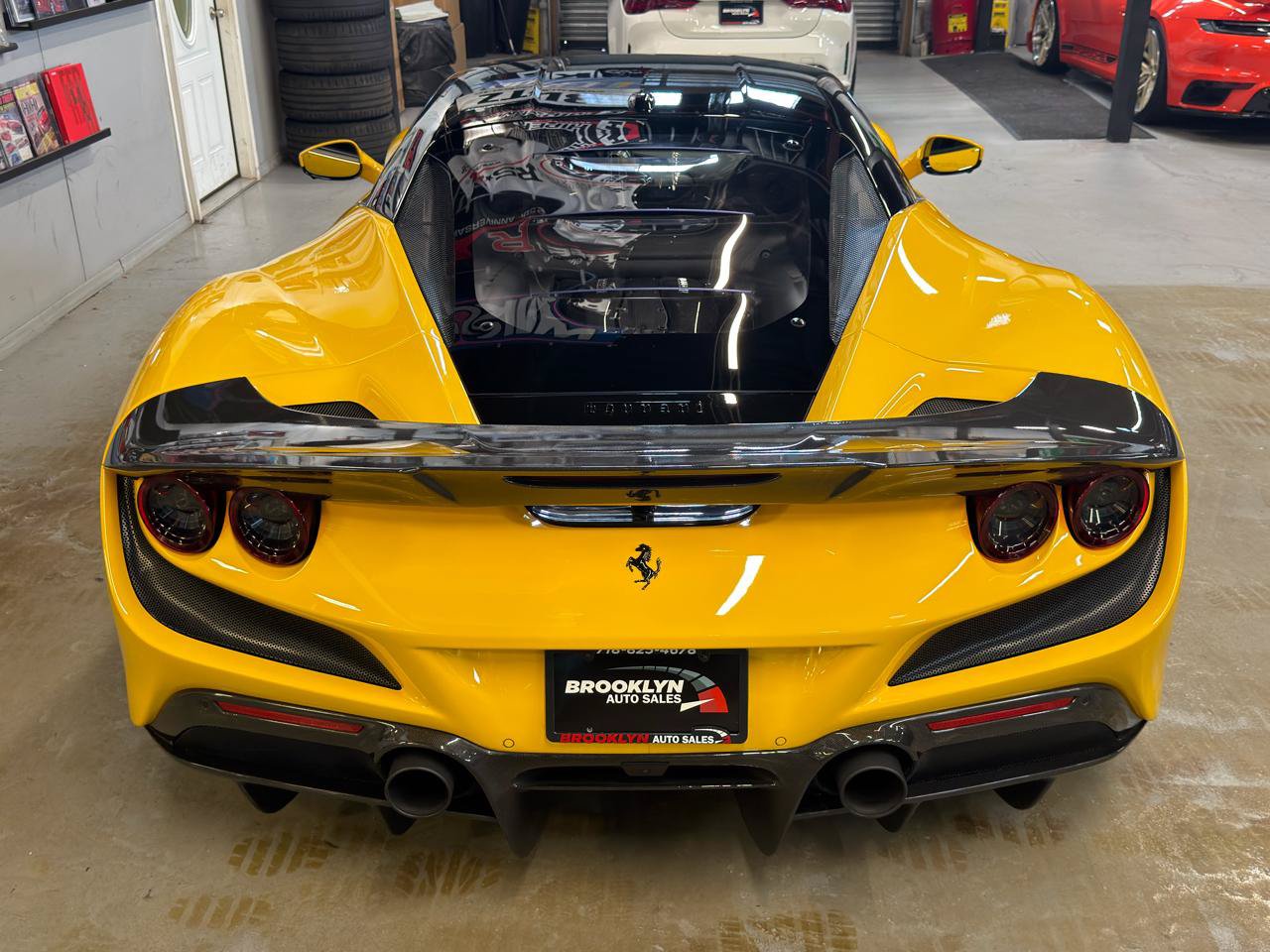 Used 2020 Ferrari F8 Tributo RWD image 9