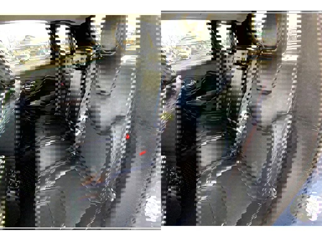 Used 2020 Jeep Cherokee Latitude Plus w/ Cold Weather Group image 27