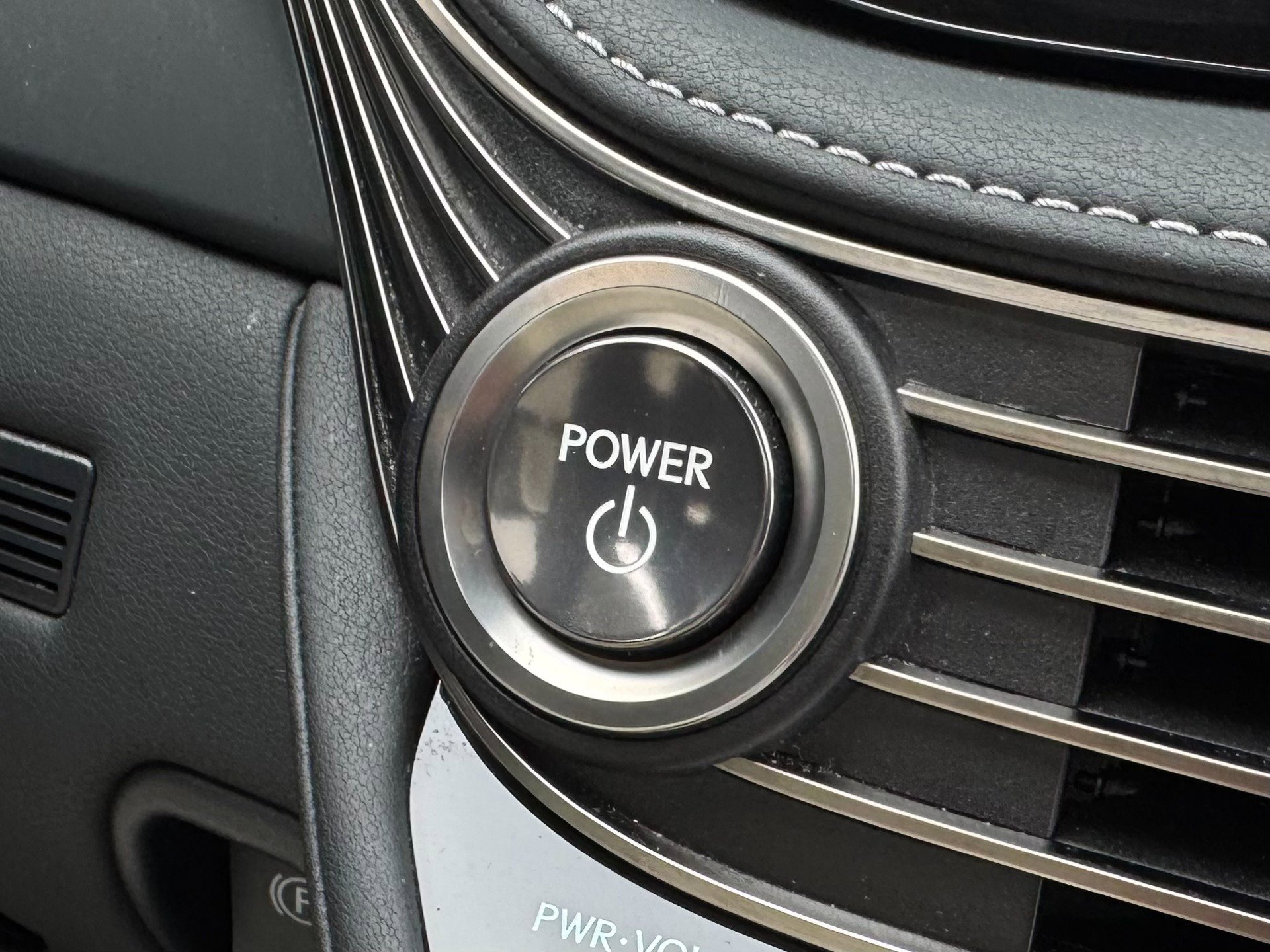 Used 2023 Lexus LS 500h AWD w/ Luxury Package image 51