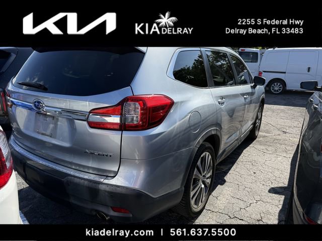 Used 2019 Subaru Ascent Premium image 2