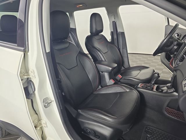 Used 2021 Jeep Compass Trailhawk image 22