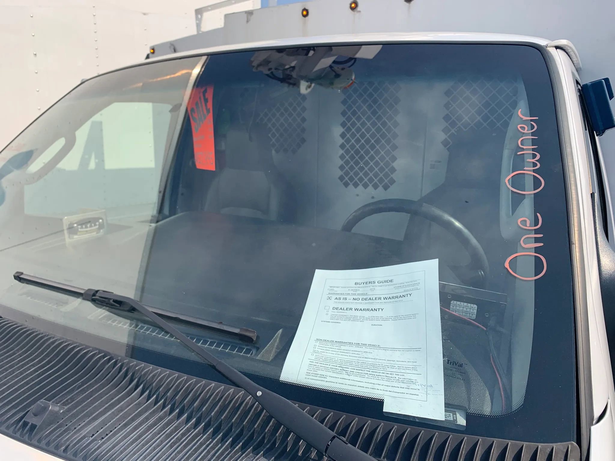 Used 2019 Ford E-350 and Econoline 350 Super Duty RWD image 4