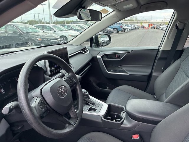 Certified 2025 Toyota RAV4 LE AWD/4WD image 22