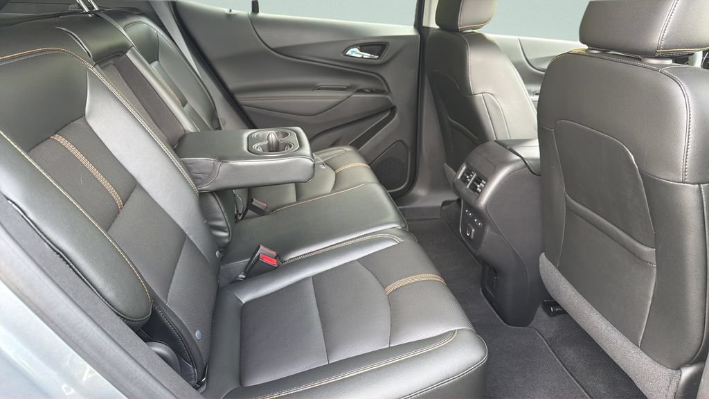 Used 2023 Chevrolet Equinox Premier FWD image 35