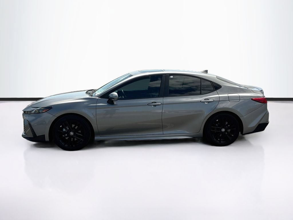 Used 2026 Toyota Camry SE w/ Convenience Package FWD image 8