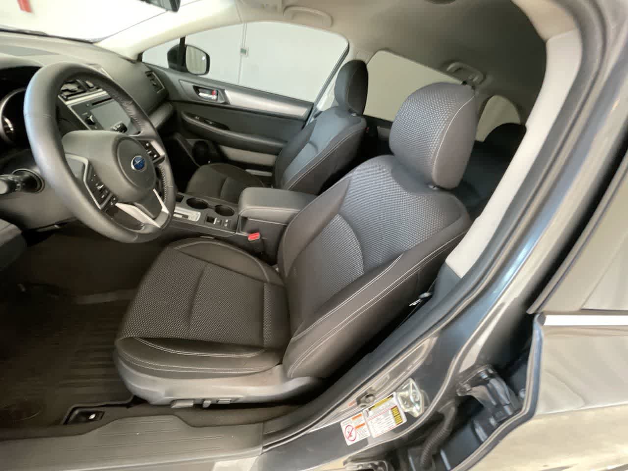 Used 2018 Subaru Outback 2.5i Premium AWD/4WD image 11