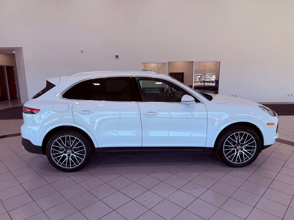 Used 2020 Porsche Cayenne image 17