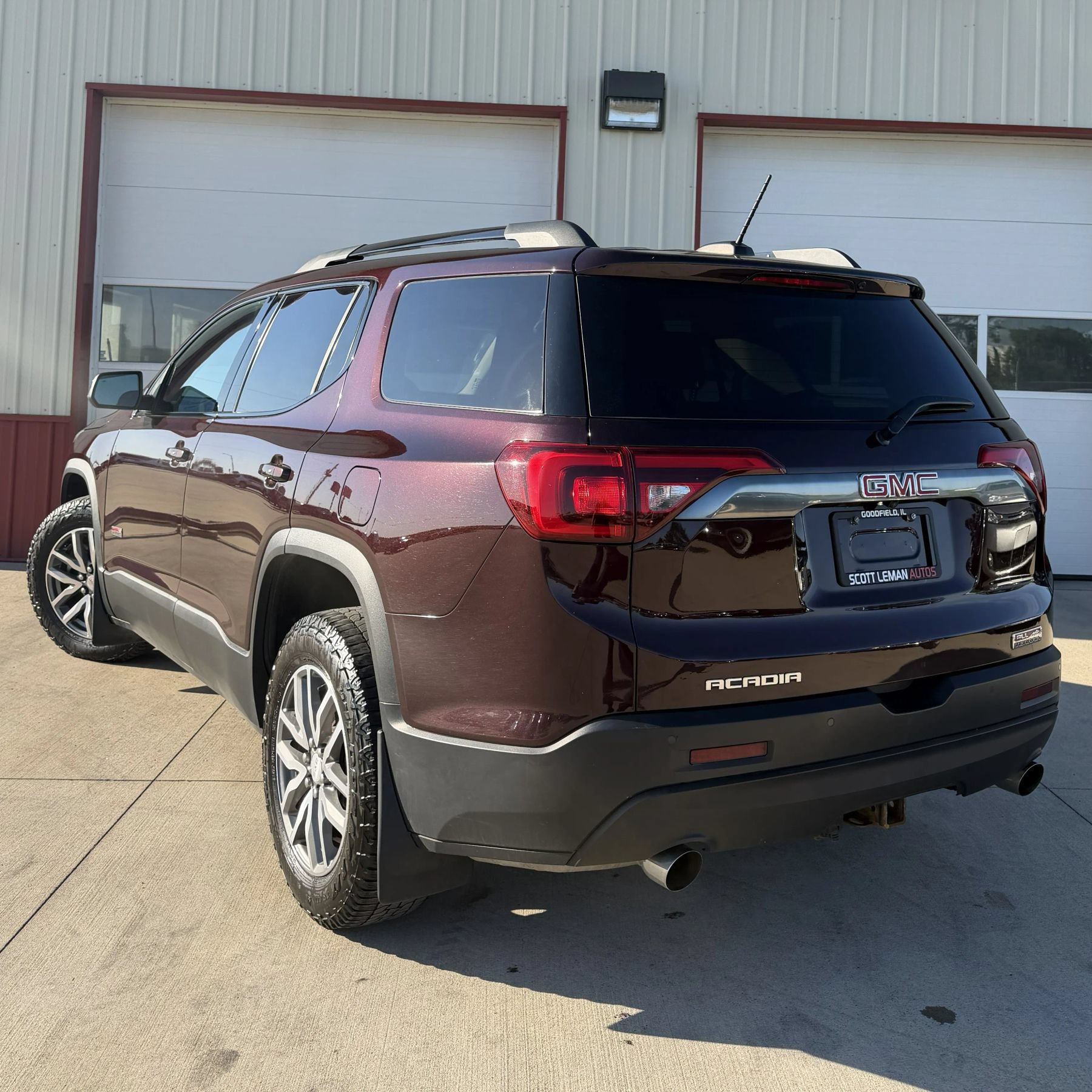 Used 2017 GMC Acadia SLE w/ Driver Alert Package I AWD/4WD image 20