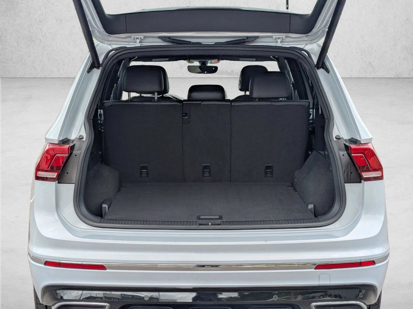 Used 2019 Volkswagen Tiguan SEL R-Line AWD/4WD image 6