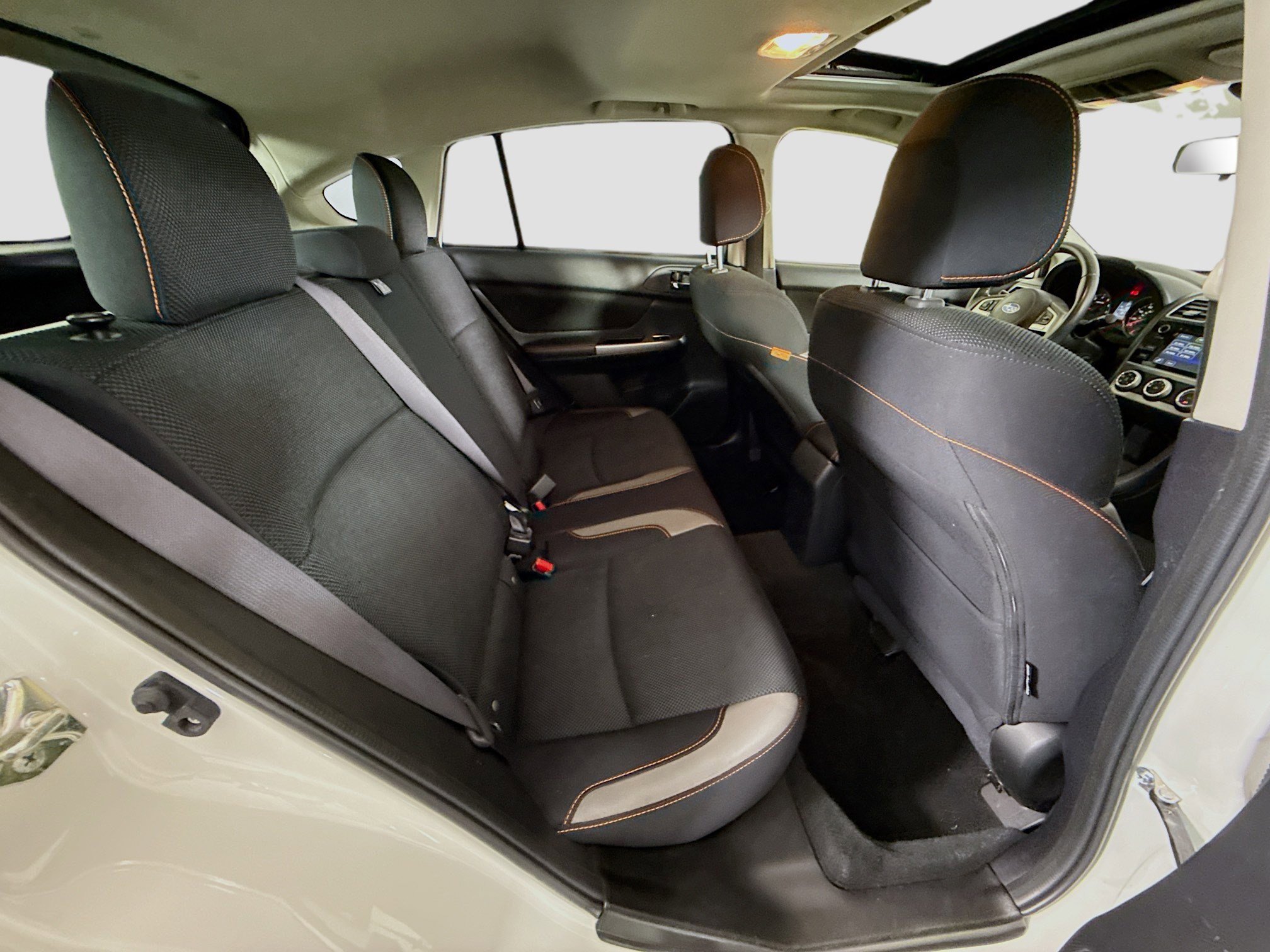 Used 2016 Subaru Crosstrek 2.0i Premium w/ Moonroof Package image 26