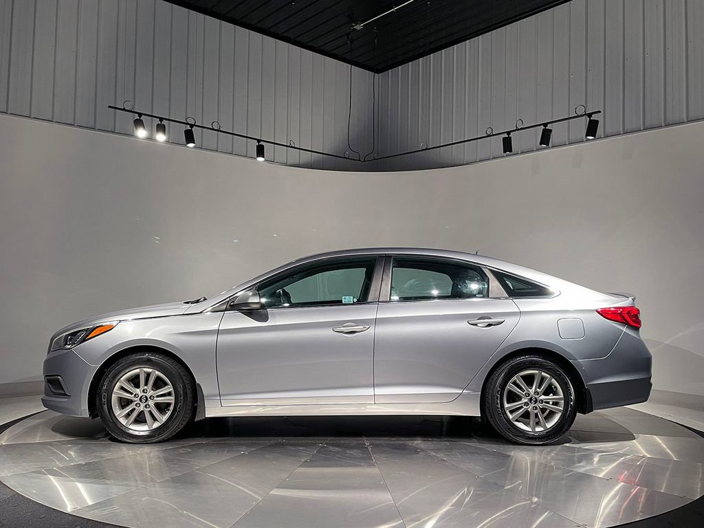 Used 2017 Hyundai Sonata SE image 14