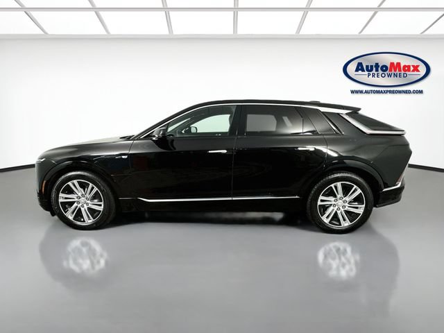 Used 2024 Cadillac Lyriq Tech AWD/4WD image 9