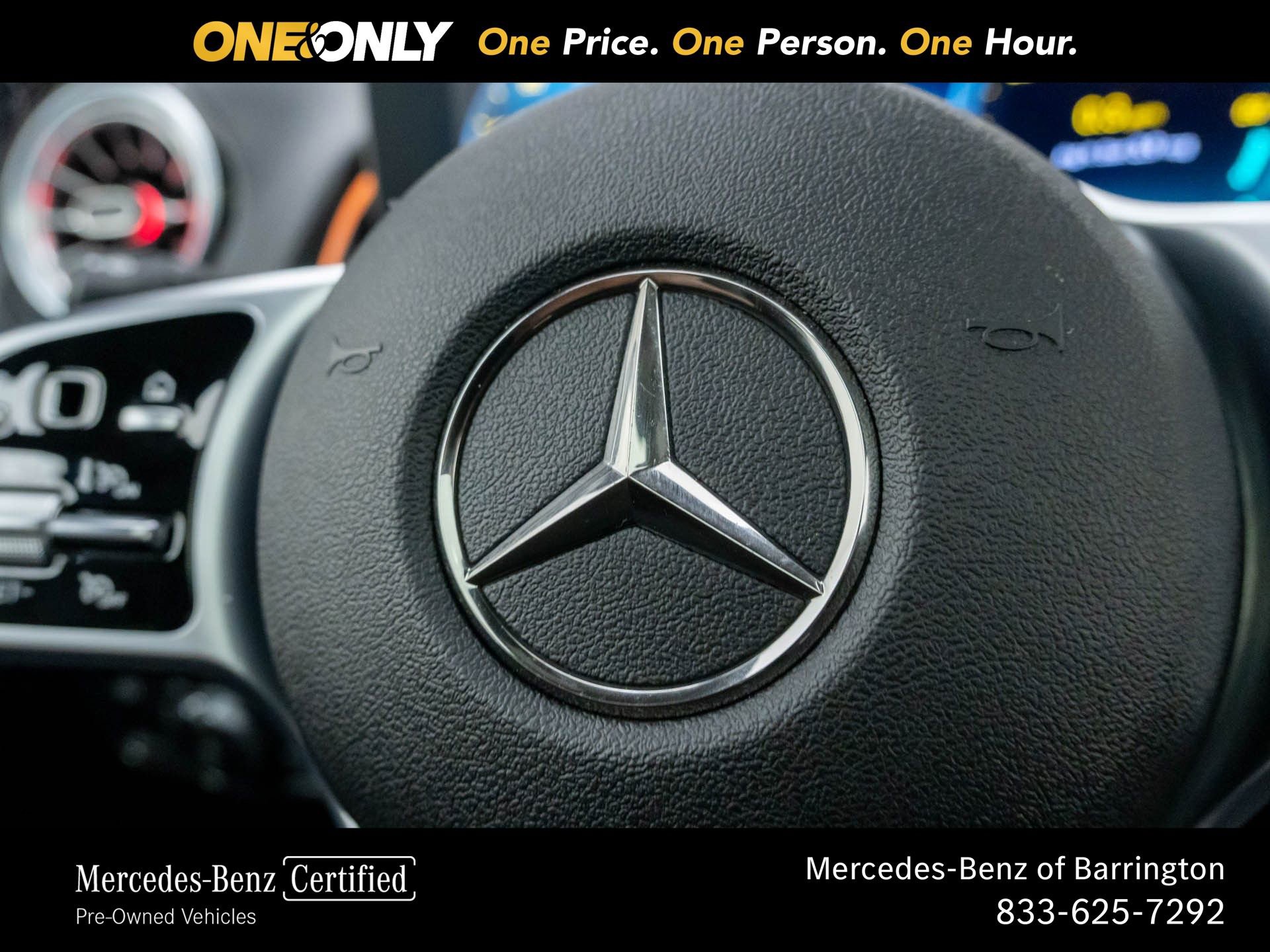 Used 2023 Mercedes-Benz GLB 250 4MATIC w/ Premium Package image 25