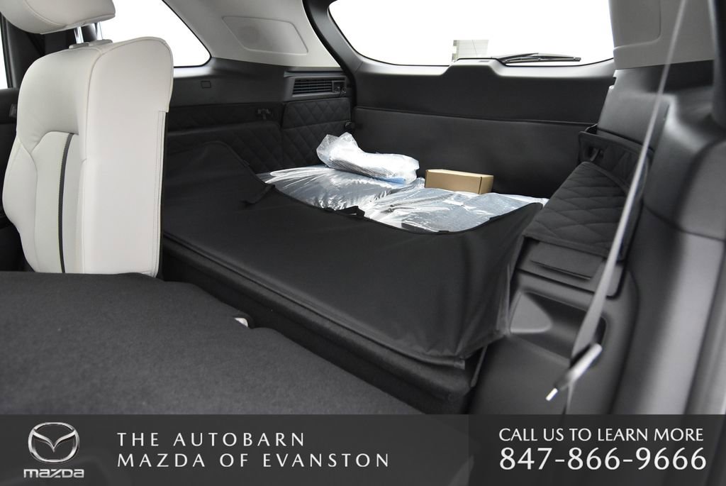 Used 2025 MAZDA CX-70 Plug-In Hybrid w/ Premium Pkg image 25