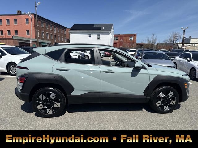 Used 2024 Hyundai Kona SEL image 3