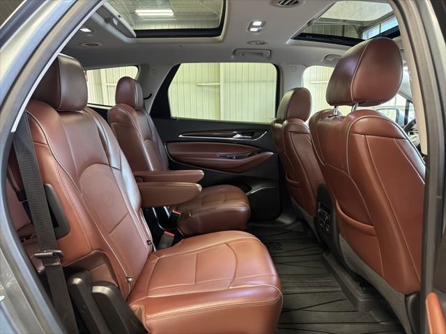 Used 2021 Buick Enclave Avenir w/ Avenir Technology Package image 29