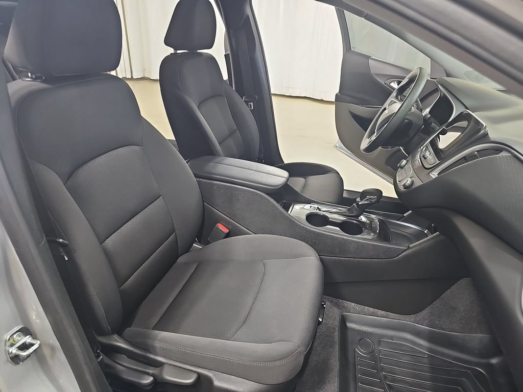 Certified 2022 Chevrolet Malibu LT FWD image 13