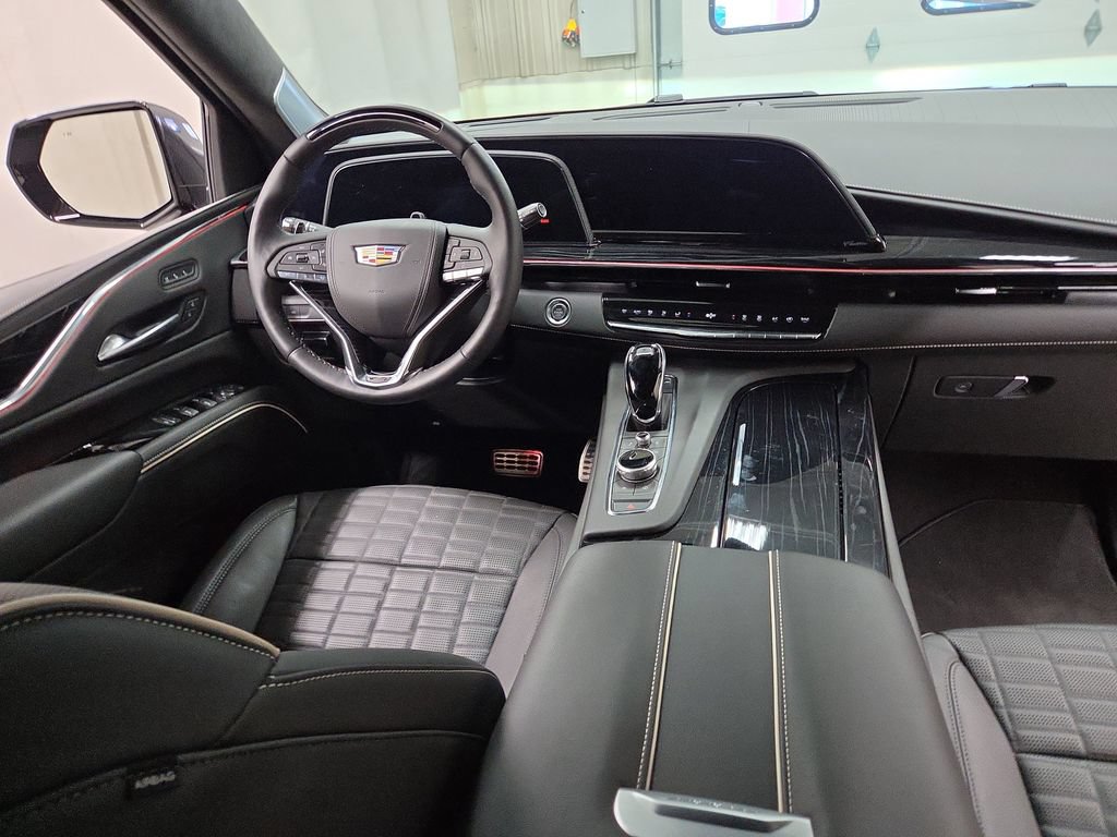 Used 2024 Cadillac Escalade V w/ LPO, ONYX Package AWD/4WD image 15