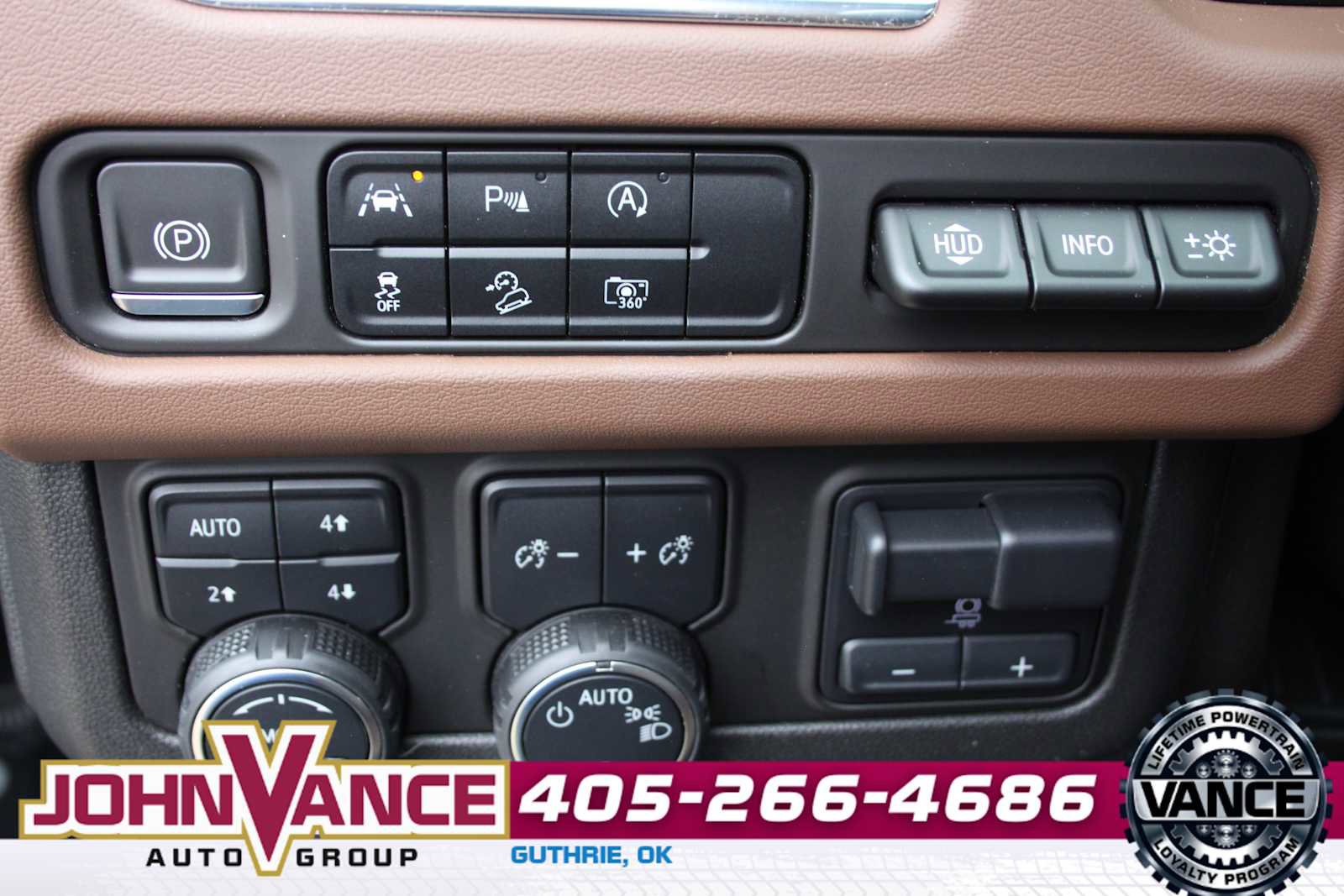 Used 2023 Chevrolet Tahoe High Country AWD/4WD image 34