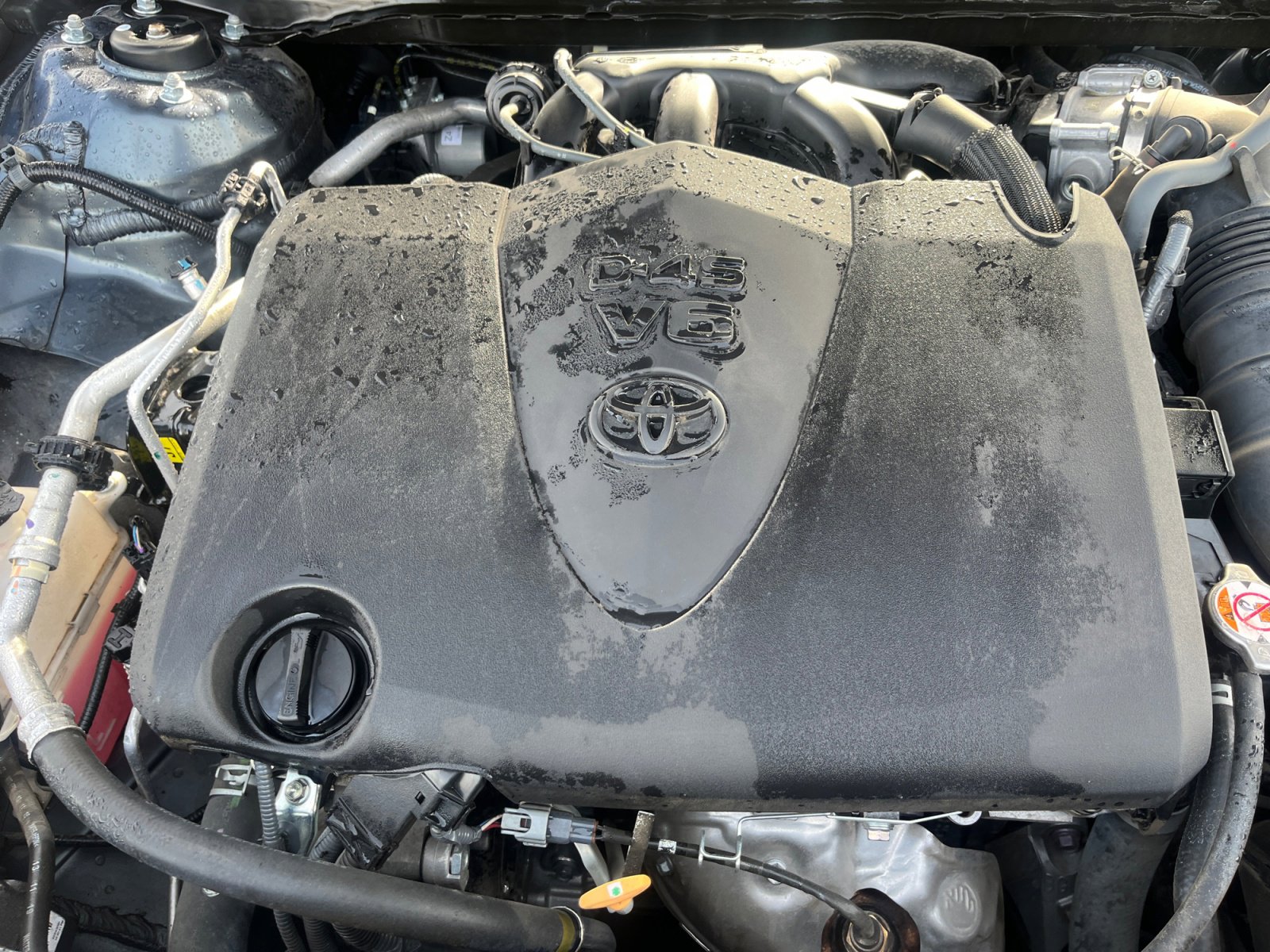 Used 2020 Toyota Avalon XLE image 22