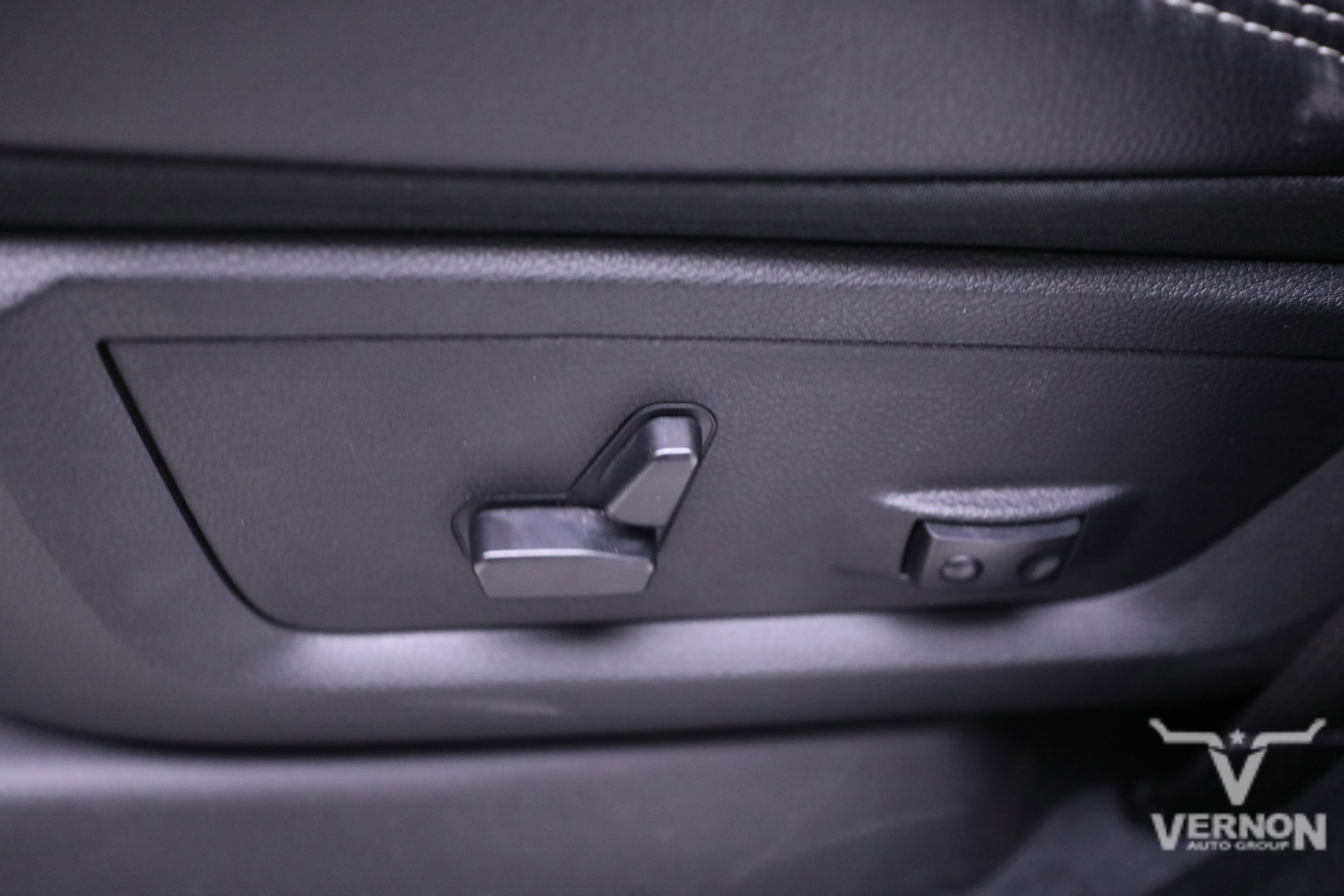 Used 2024 RAM 3500 Laramie w/ Chrome Bumper Package image 14