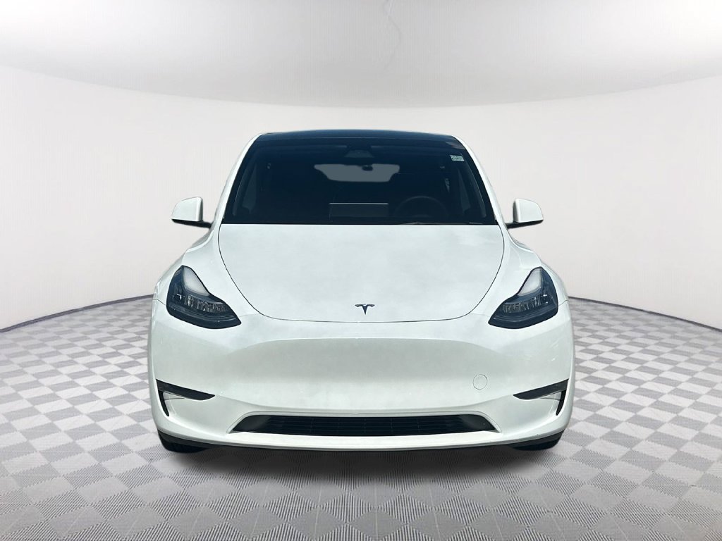 Used 2023 Tesla Model Y Long Range AWD/4WD image 2