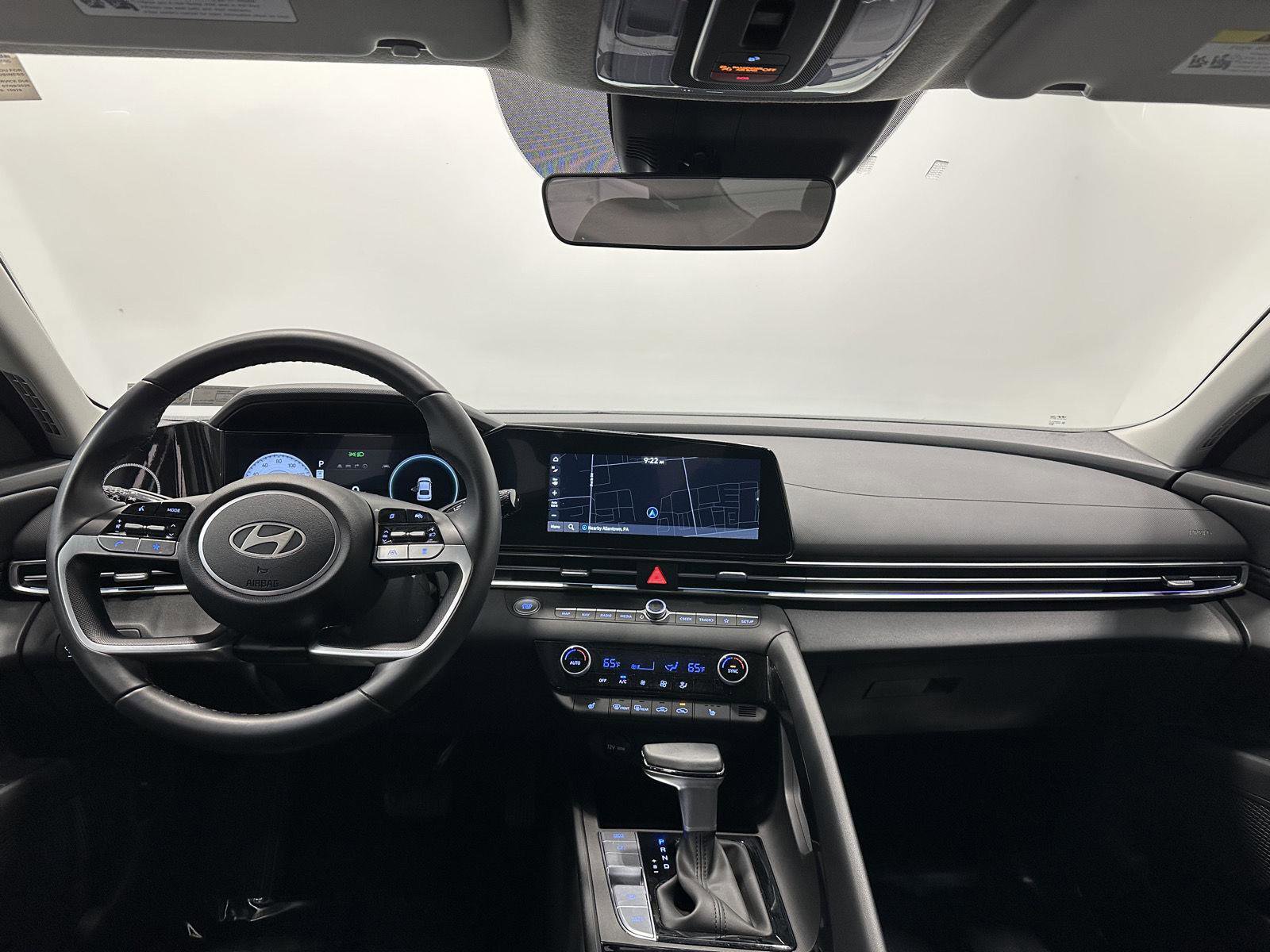 Certified 2024 Hyundai Elantra SEL w/ Convenience Package FWD image 21