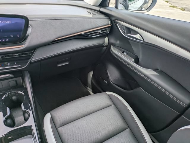 Used 2024 Buick Envision Sport Touring AWD/4WD image 17