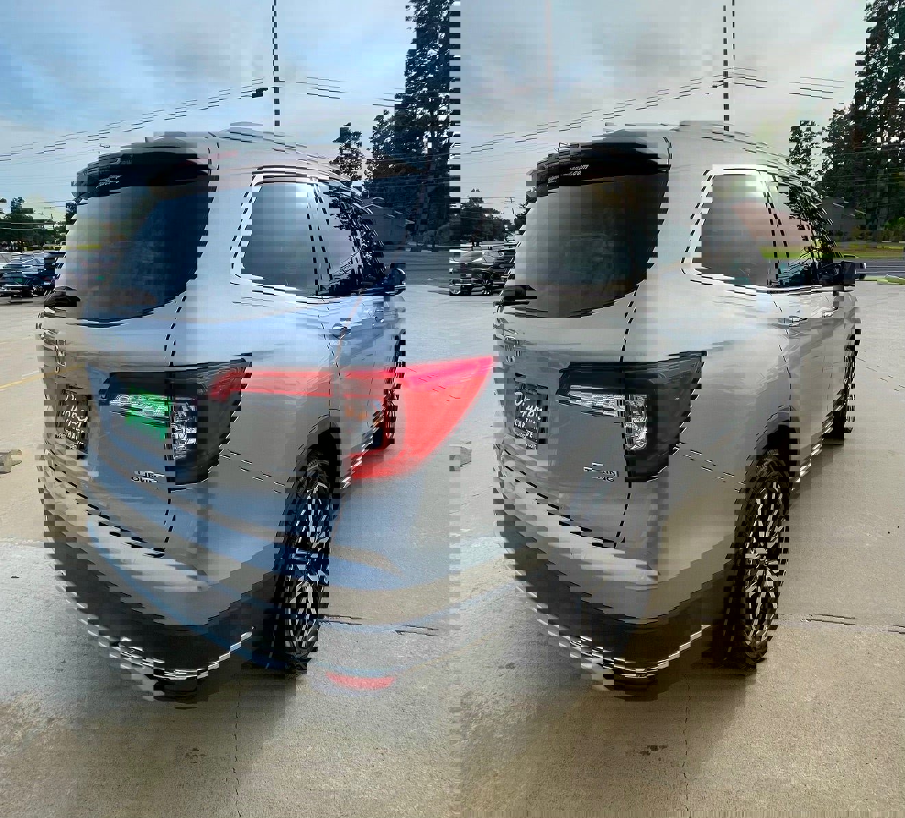 Used 2020 Honda Pilot Touring image 8