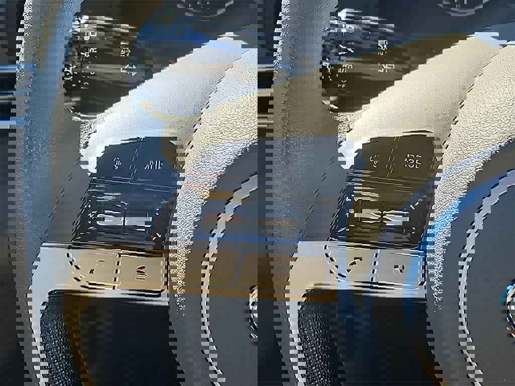 Used 2021 Hyundai Elantra SEL image 14