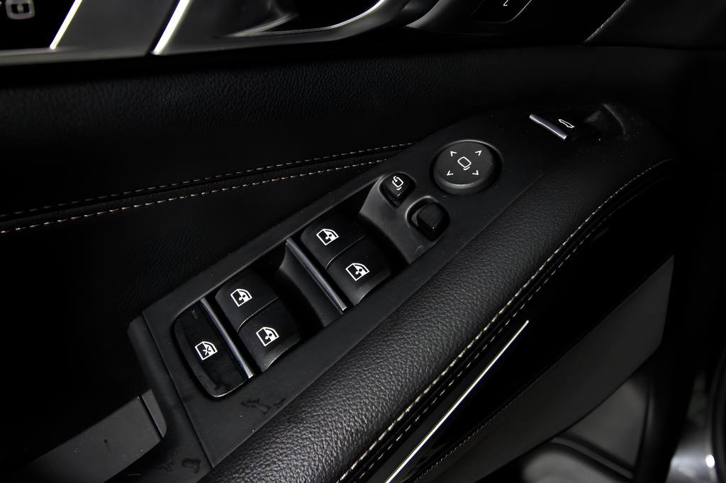 Used 2019 BMW X5 xDrive50i AWD/4WD image 15