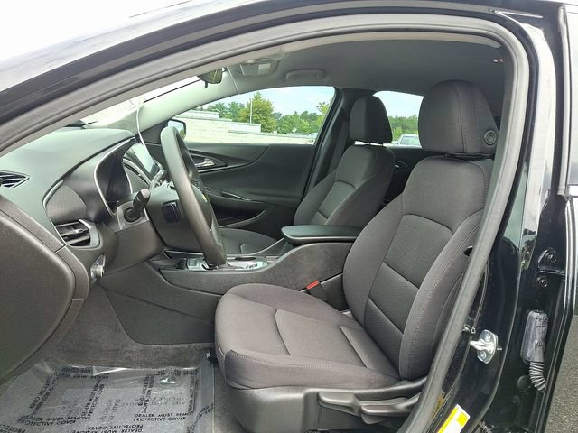 Used 2025 Chevrolet Malibu LS FWD image 13