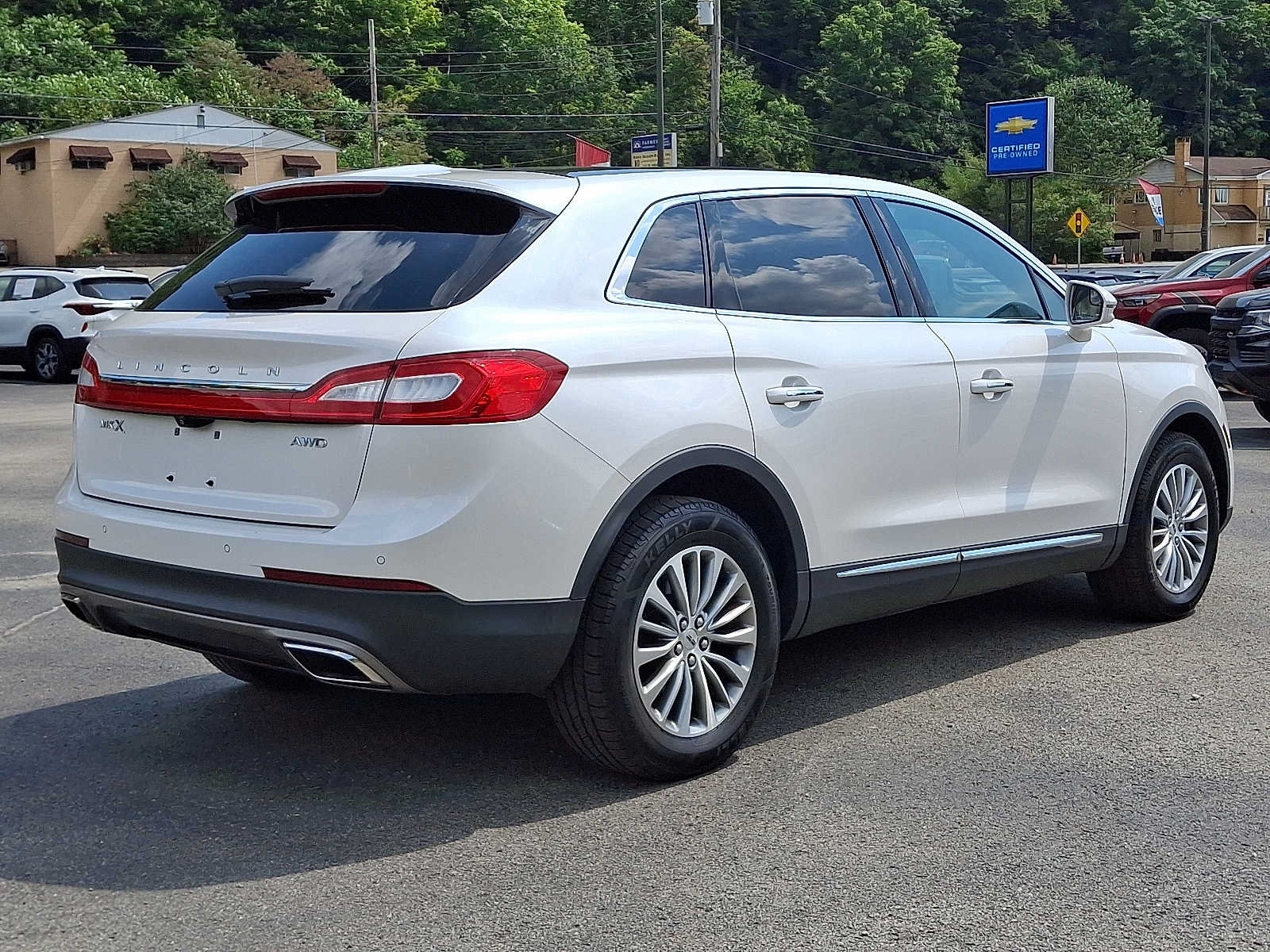 Used 2016 Lincoln MKX Select AWD/4WD image 6