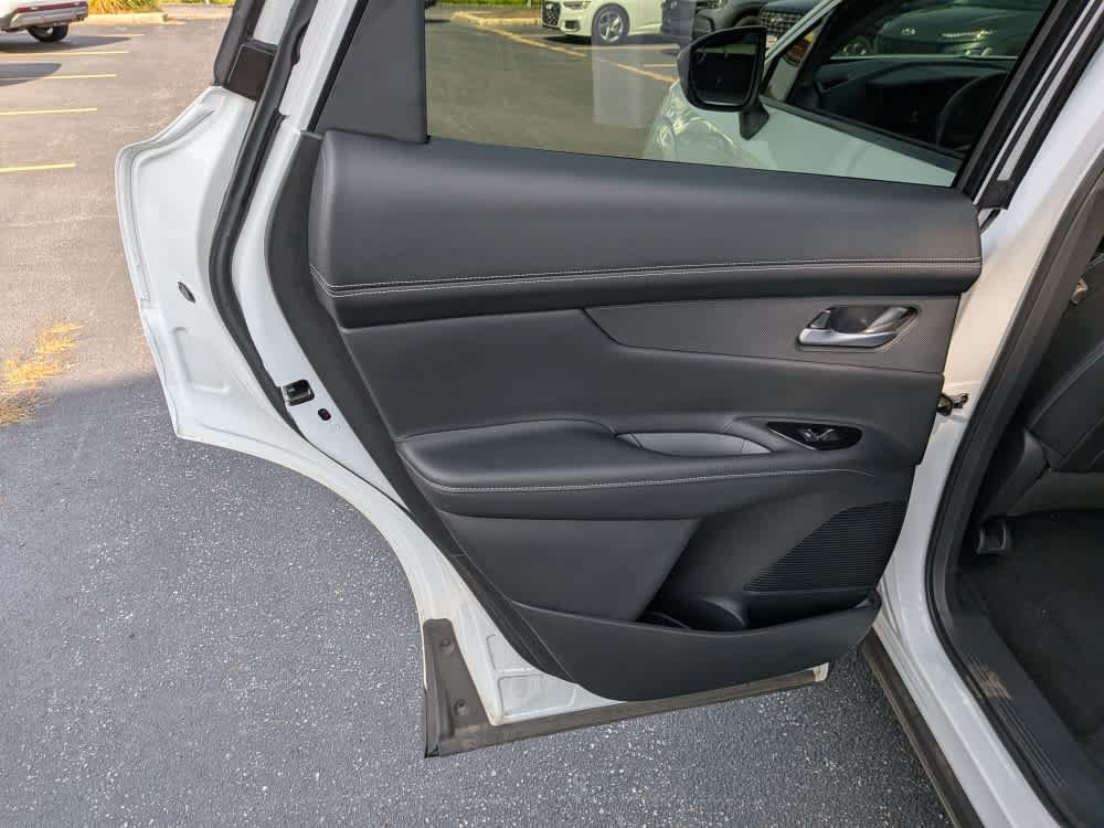 Used 2025 Nissan Murano SL w/ Cargo Package AWD/4WD image 20