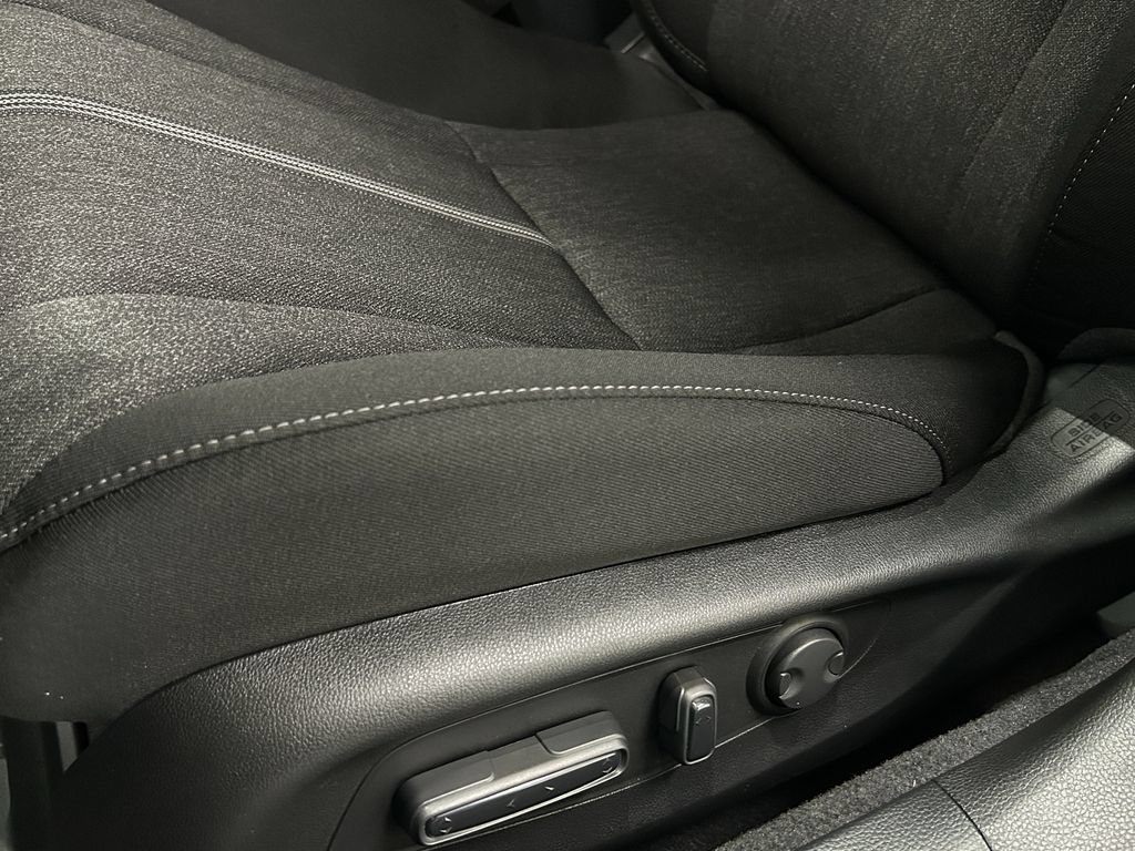 Certified 2025 Honda Accord Sport image 15